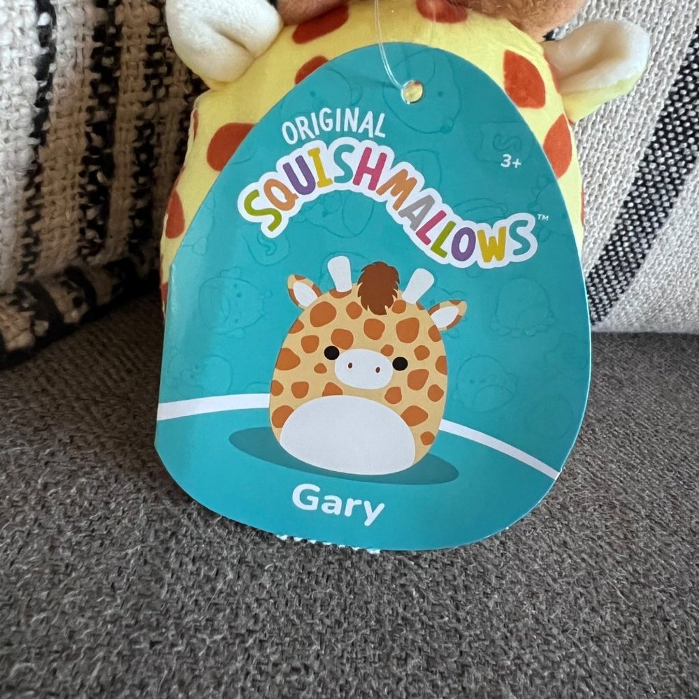NWT 3” Gary the Giraffe Squishmallow Clip - Picture 4 of 6